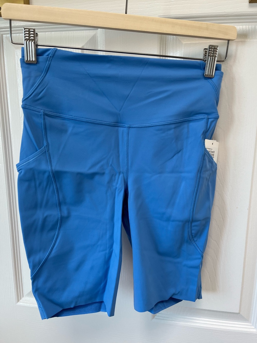 Lululemon Fast and Free HR Short 8” Pockets Pool Blue Size 6 NWT
